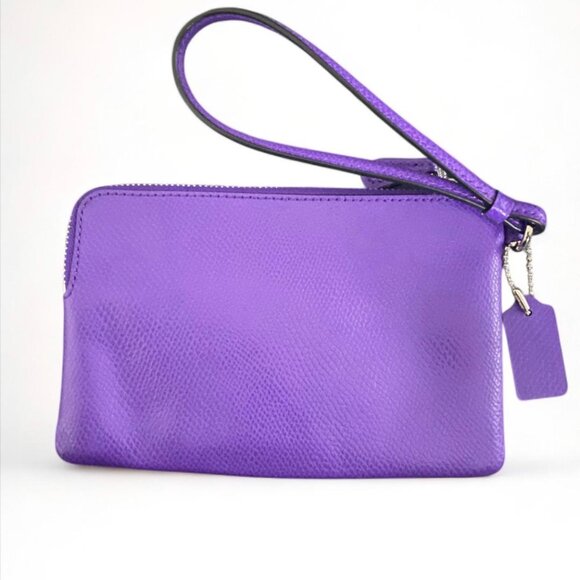 COACH corner zip wristlet in crossgrain PURPLE/SILVER leather WITH THE HANG-TAG - Picture 3 of 5
